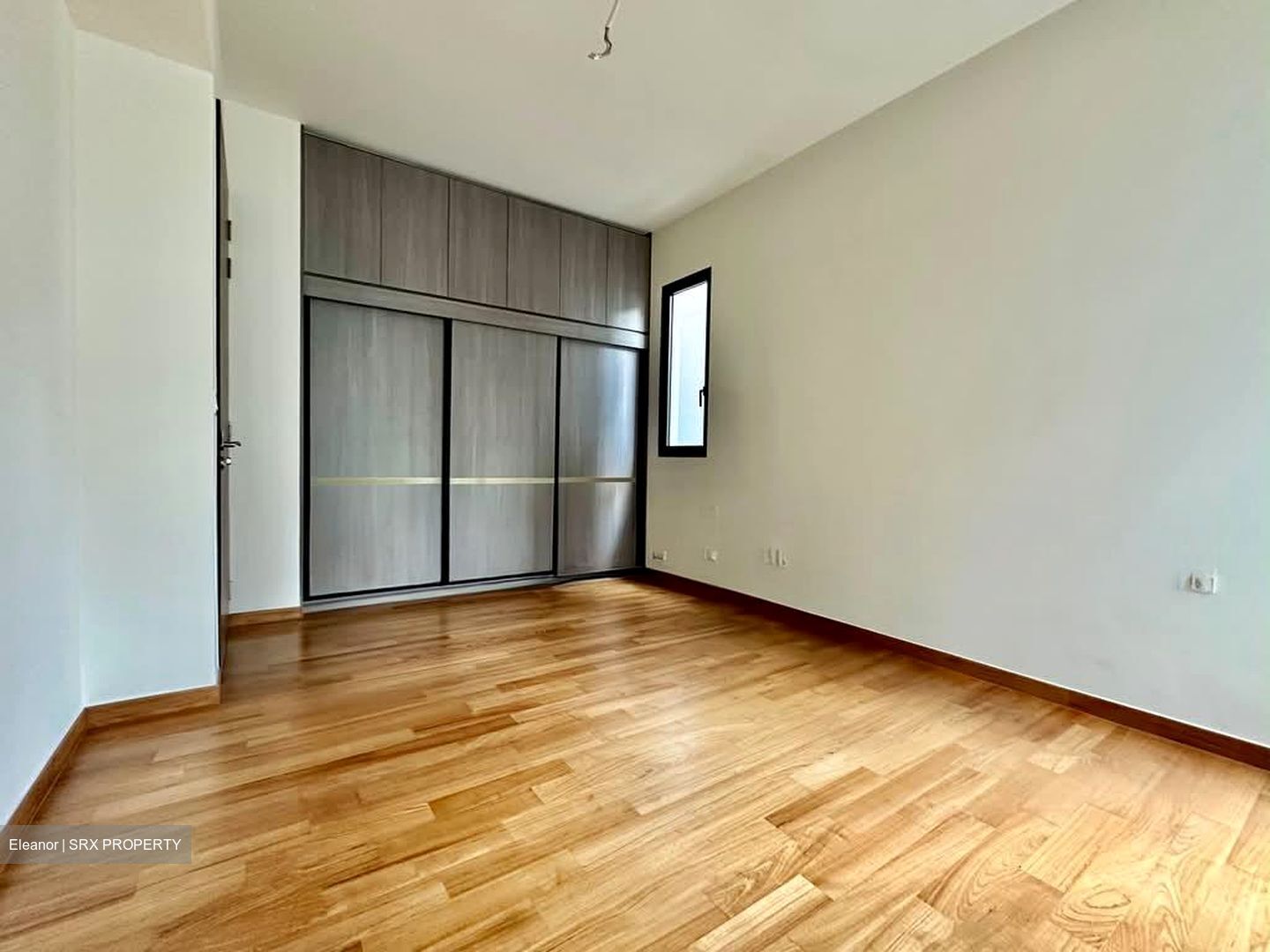 Belgravia Ace (D28), Terrace #570418691